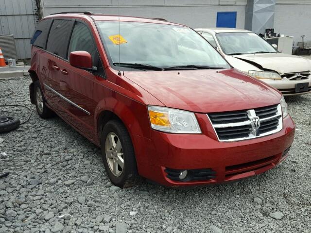 2D4RN5D12AR233168 - 2010 DODGE GRAND CARA RED photo 1