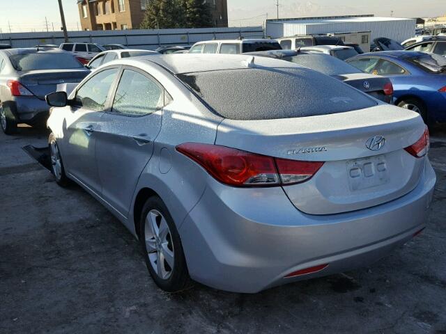 5NPDH4AE1CH096465 - 2012 HYUNDAI ELANTRA SILVER photo 3