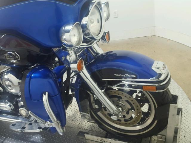 1HD1FC4198Y681827 - 2008 HARLEY-DAVIDSON FLHTCUI TWO TONE photo 15