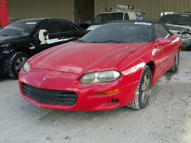 2G1FP32G9W2136595 - 1998 CHEVROLET CAMARO Z28 RED photo 2