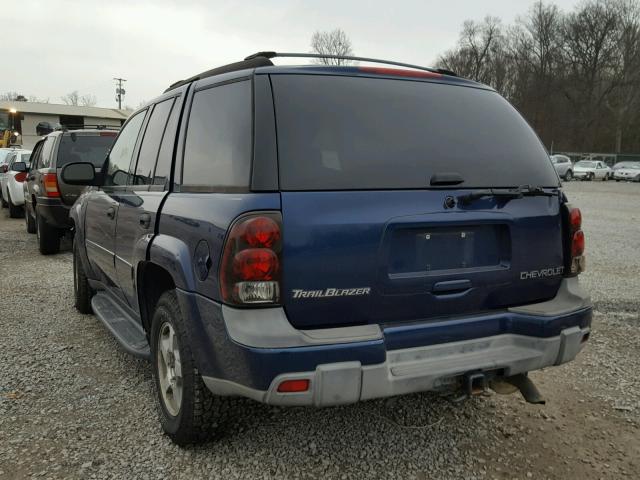 1GNDT13S432411445 - 2003 CHEVROLET TRAILBLAZE BLUE photo 3