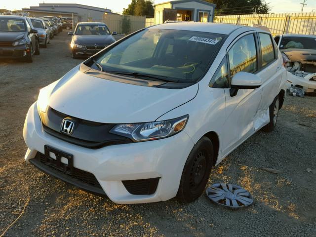 JHMGK5H51HS002702 - 2017 HONDA FIT LX WHITE photo 2