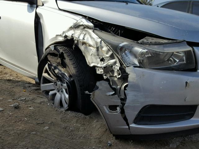 1G1PF5S92B7124375 - 2011 CHEVROLET CRUZE LT SILVER photo 9