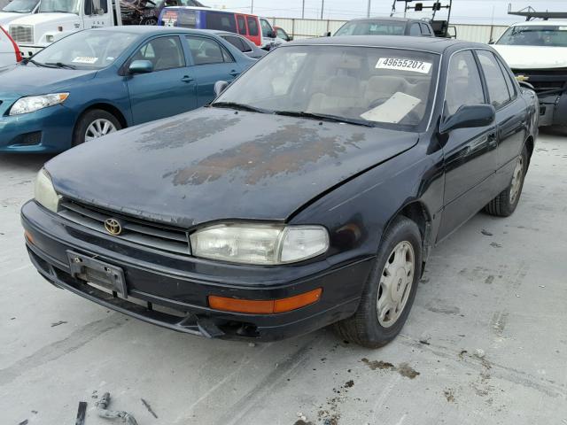 4T1GK12E8RU058320 - 1994 TOYOTA CAMRY LE GREEN photo 2