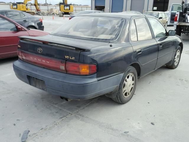 4T1GK12E8RU058320 - 1994 TOYOTA CAMRY LE GREEN photo 4