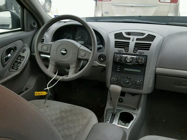 1G1ZT54865F166127 - 2005 CHEVROLET MALIBU LS GRAY photo 9