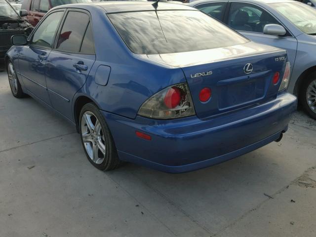 JTHBD192320060900 - 2002 LEXUS IS 300 BLUE photo 3