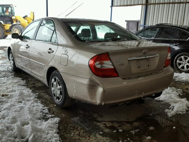 4T1BE32K63U187943 - 2003 TOYOTA CAMRY LE ოქროსფერი ფოტო 3