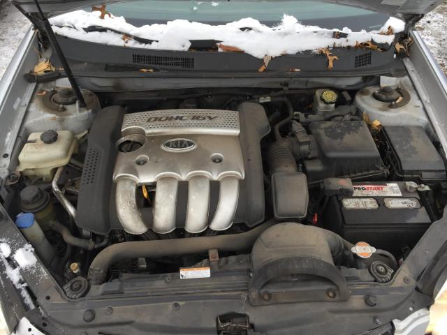 KNAGE123165062190 - 2006 KIA OPTIMA LX SILVER photo 7