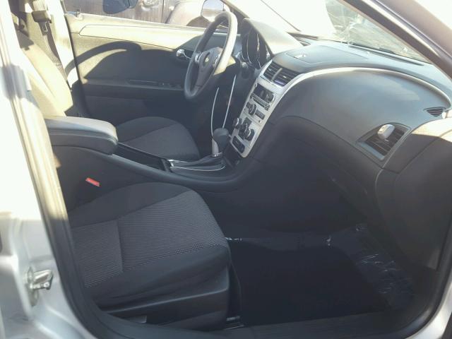 1G1ZC5E09CF151448 - 2012 CHEVROLET MALIBU 1LT 银色 照片 5