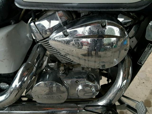 JH2RC50406M201260 - 2006 HONDA VT750 CA SILVER photo 7