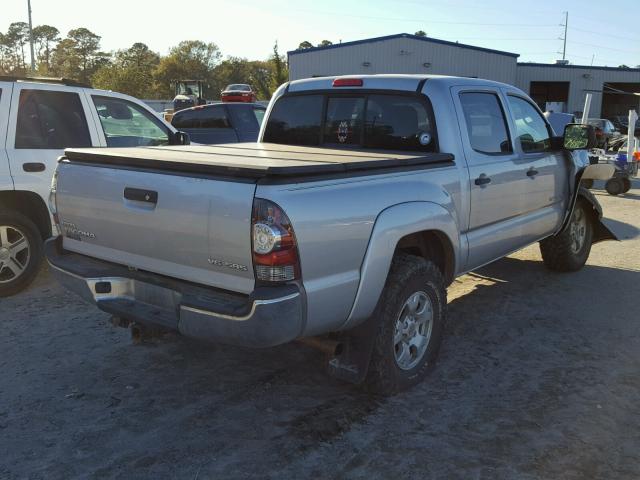 3TMLU4EN1DM120082 - 2013 TOYOTA TACOMA DOU SILVER photo 4