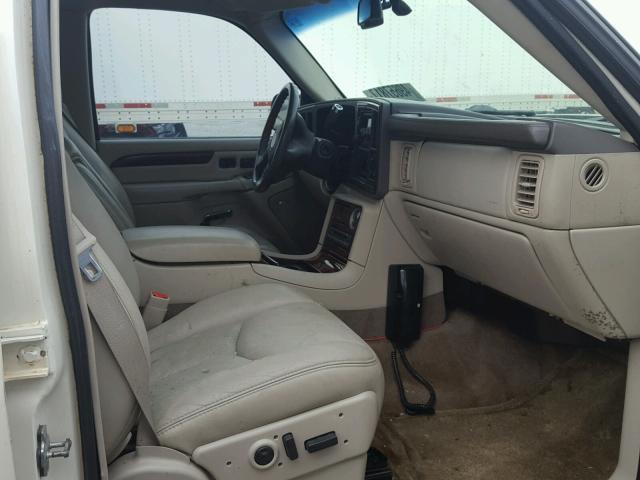 3GYFK66N65G205300 - 2005 CADILLAC ESCALADE E WHITE photo 5