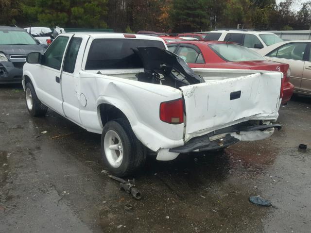 1GTCS1958Y8266018 - 2000 GMC SONOMA WHITE photo 3