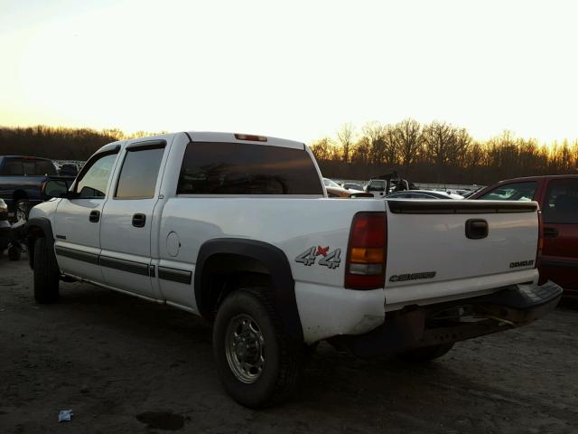 1GCGK13U72F211516 - 2002 CHEVROLET SILVERADO WHITE photo 3