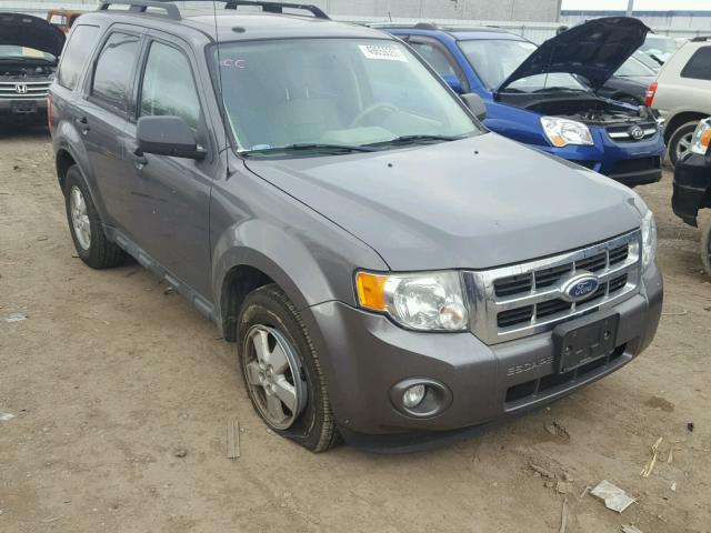 1FMCU0DG1AKC81784 - 2010 FORD ESCAPE XLT GRAY photo 1