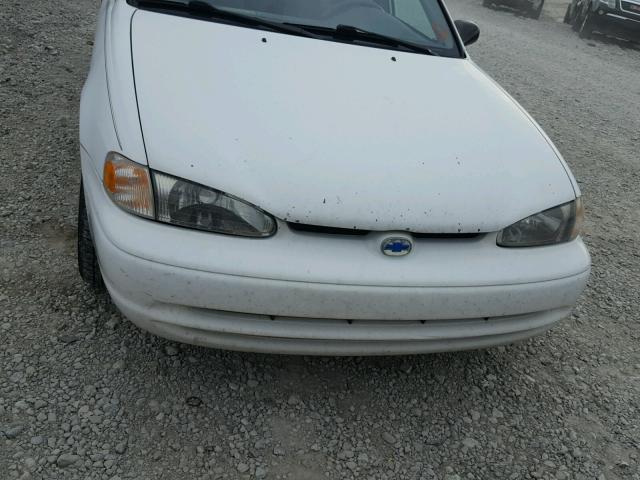 1Y1SK52811Z429465 - 2001 CHEVROLET GEO PRIZM 白色 照片 9