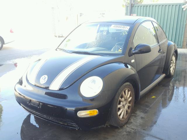 3VWBK21C42M408151 - 2002 VOLKSWAGEN NEW BEETLE 黑色 照片 2