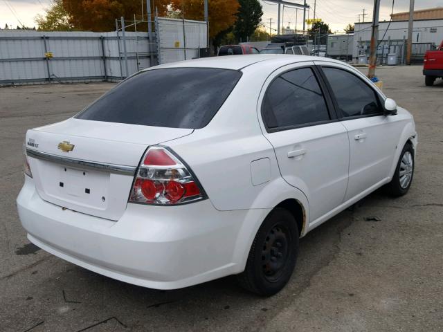 KL1TD56E99B385987 - 2009 CHEVROLET AVEO LS WHITE photo 4