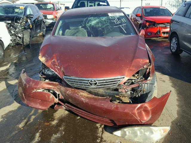 4T1BE32K55U086931 - 2005 TOYOTA CAMRY LE BURGUNDY photo 9