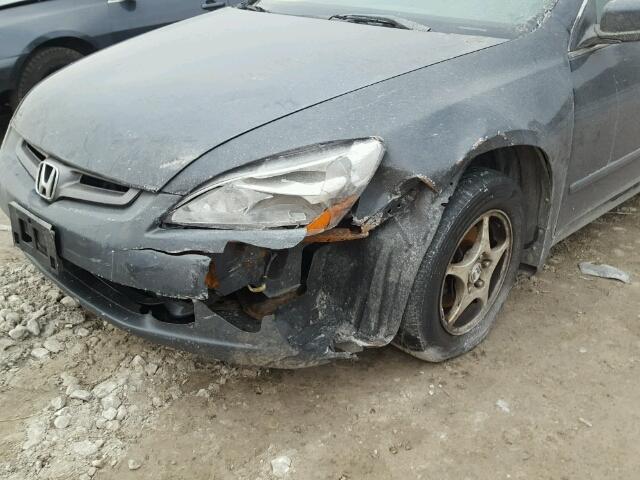 1HGCM56404A805524 - 2004 HONDA ACCORD LX GRAY photo 9