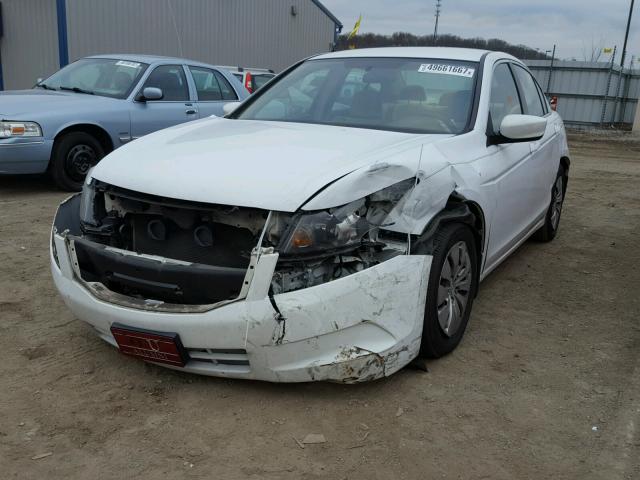 1HGCP263X8A094336 - 2008 HONDA ACCORD LX WHITE photo 2