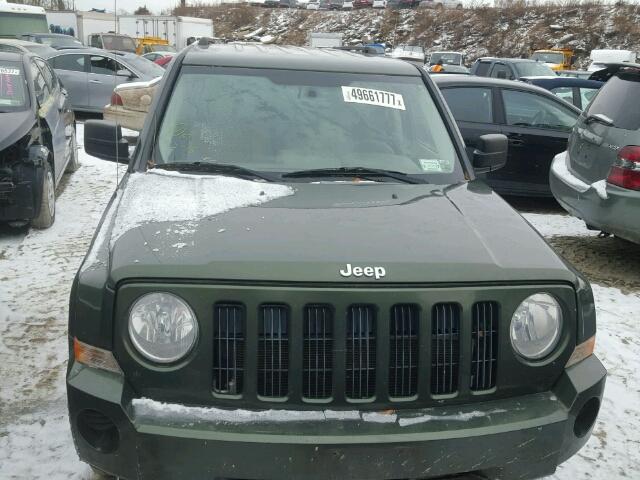 1J8FT28W67D416068 - 2007 JEEP PATRIOT SP GREEN photo 9