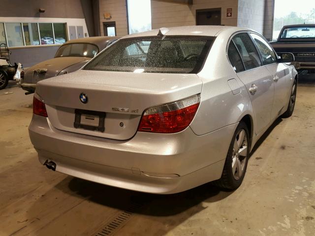 WBANF33557CS41040 - 2007 BMW 525 XI SILVER photo 4