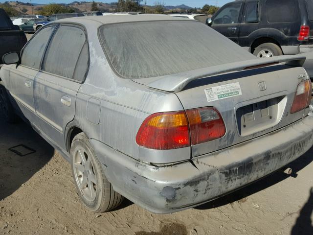 2HGEJ6617YH526009 - 2000 HONDA CIVIC BASE SILVER photo 3