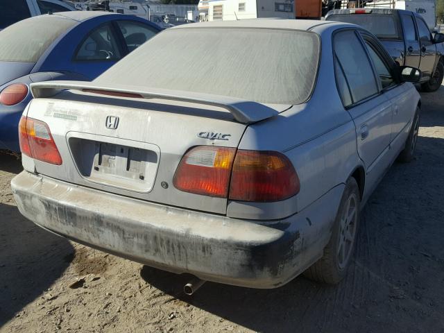 2HGEJ6617YH526009 - 2000 HONDA CIVIC BASE SILVER photo 4