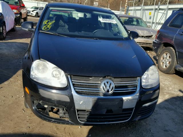 3VWJZ71K39M151098 - 2009 VOLKSWAGEN JETTA S BLACK photo 9