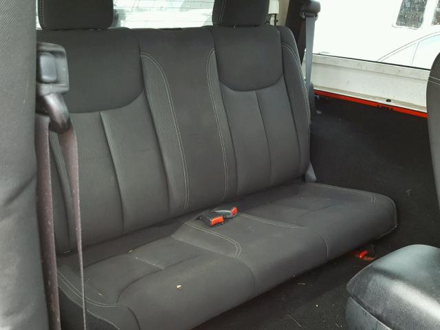 1C4AJWBG0HL559508 - 2017 JEEP WRANGLER S 红色 照片 6