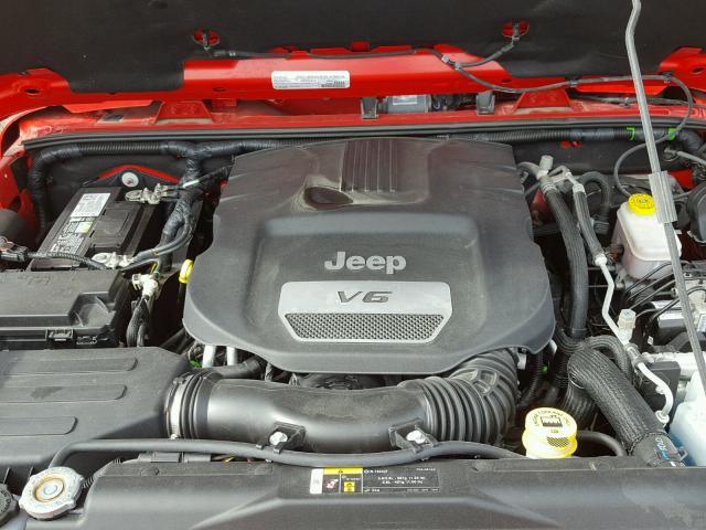 1C4AJWBG0HL559508 - 2017 JEEP WRANGLER S 红色 照片 7