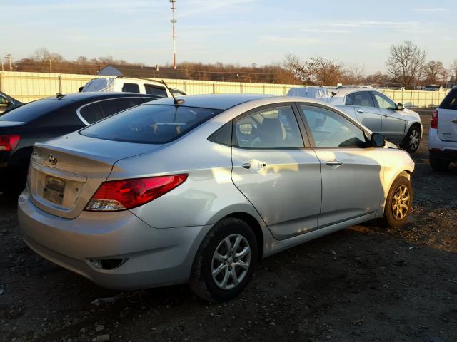 KMHCT4AE7DU509079 - 2013 HYUNDAI ACCENT GLS SILVER photo 4