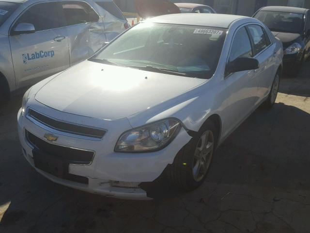 1G1ZA5EUXBF343842 - 2011 CHEVROLET MALIBU LS WHITE photo 2