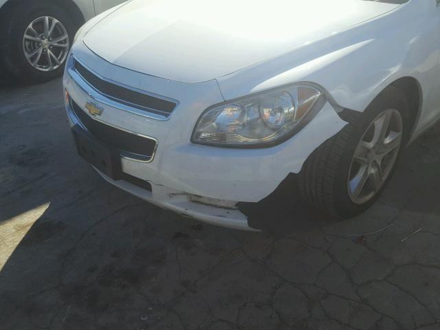 1G1ZA5EUXBF343842 - 2011 CHEVROLET MALIBU LS WHITE photo 9