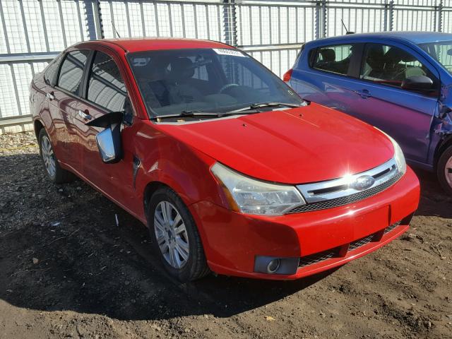 1FAHP35NX8W177125 - 2008 FORD FOCUS SE RED photo 1