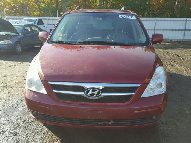 KNDMC233986046302 - 2008 HYUNDAI ENTOURAGE RED photo 9