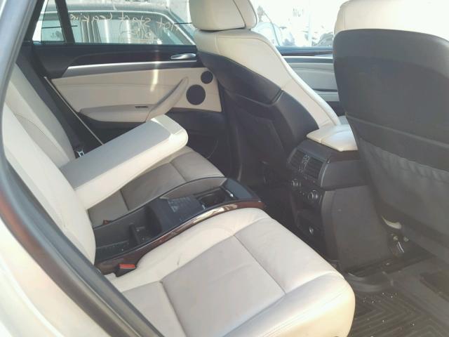 5UXFG8C52BLZ95313 - 2011 BMW X6 XDRIVE5 ვერცხლისფერი ფოტო 6