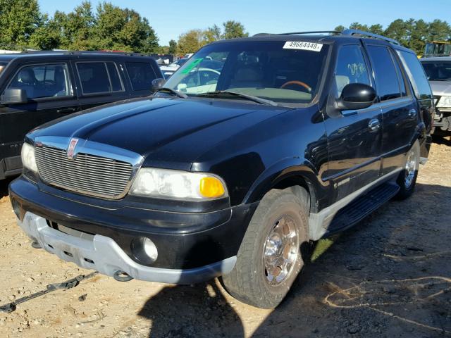 5LMFU28A8YLJ42056 - 2000 LINCOLN NAVIGATOR Қара фото 2