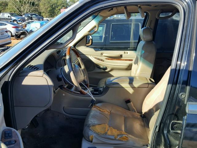 5LMFU28A8YLJ42056 - 2000 LINCOLN NAVIGATOR Қара фото 5