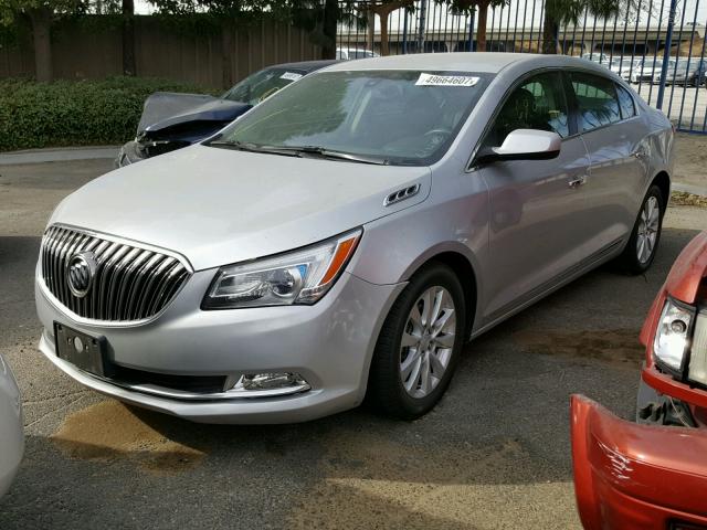 1G4GA5GR6EF154077 - 2014 BUICK LACROSSE SILVER photo 2