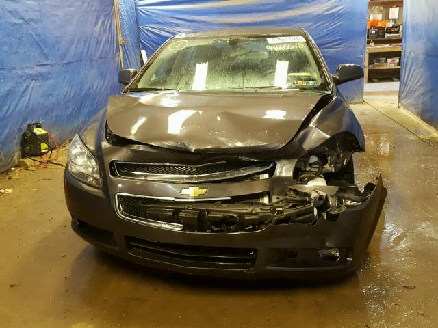 1G1ZC5E09CF358213 - 2012 CHEVROLET MALIBU 1LT GRAY photo 9