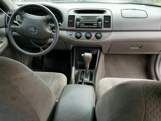 4T1BE32K83U232882 - 2003 TOYOTA CAMRY LE 灰色 照片 9
