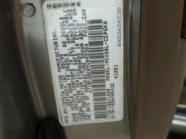 4T1BF28K0YU092364 - 2000 TOYOTA CAMRY LE GRAY photo 10