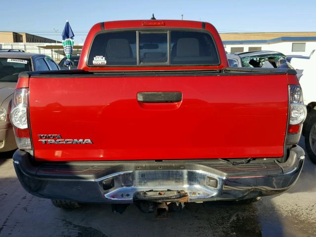 3TMLU4EN2CM086555 - 2012 TOYOTA TACOMA DOU RED photo 9