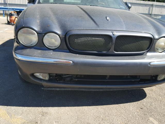 SAJEA73B04TG10675 - 2004 JAGUAR XJR S GRAY photo 9