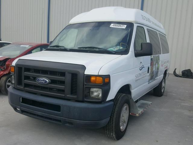 1FTNE14W08DB43031 - 2008 FORD ECONOLINE WHITE photo 2