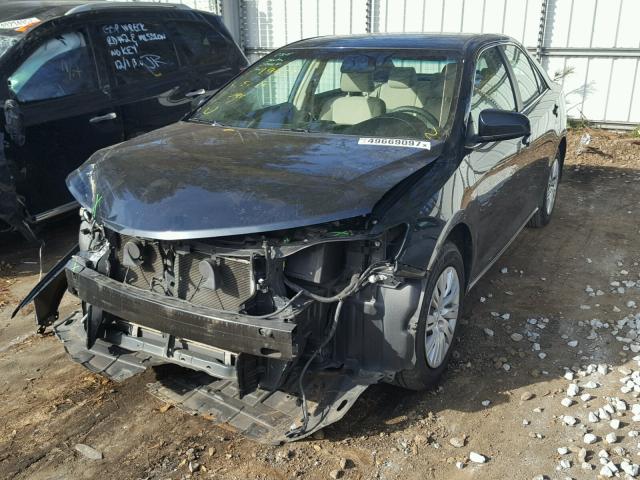 4T1BF1FK3EU745620 - 2014 TOYOTA CAMRY L BLACK photo 2