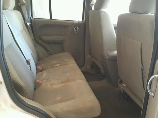 1J4GL58K45W533105 - 2005 JEEP LIBERTY LI WHITE photo 6